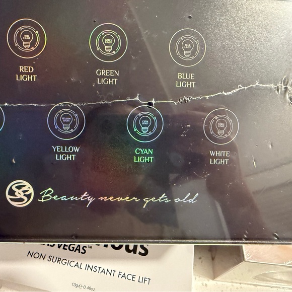 Bundle of LED Mask 7 Color + Caviar Set + Luminous Instant lift - Picture 8 of 9